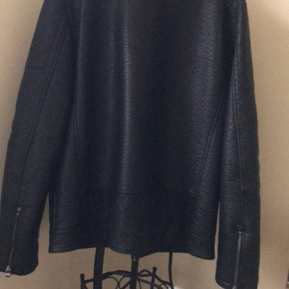 Jacket - Picture 3 of 5